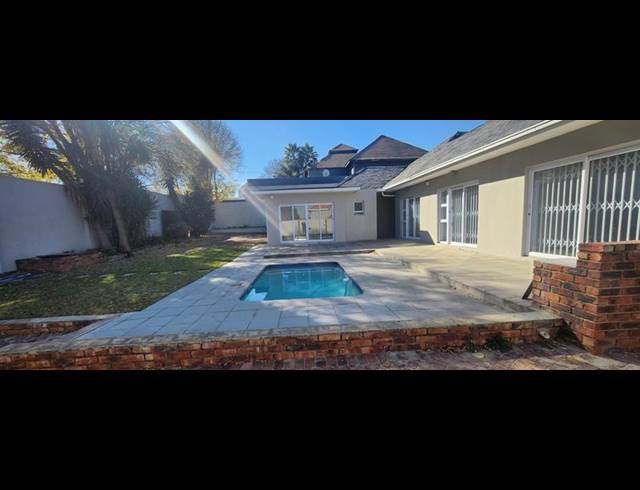 3 BEDROOM PROPERTY TO RENT IN HIGHLANDS NORTH